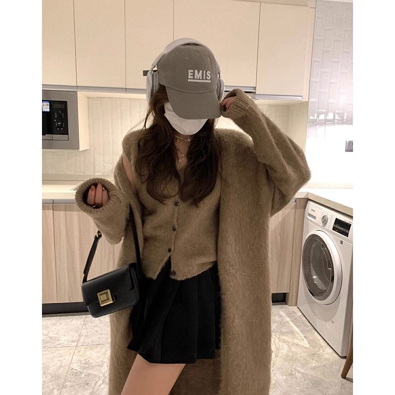 V领韩系宽松毛衣保暖时尚