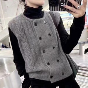 欧洲站2023新款羊绒马甲女针织坎肩宽松圆领纯色双排扣无袖毛衣