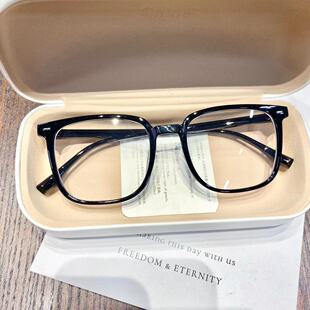 小红书同款黑色眼镜框男可配度数近视眼镜女超轻白搭脸防蓝光平光