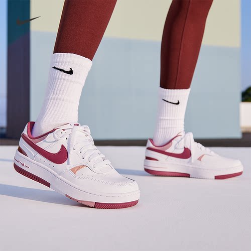Nike耐克GAMMAFORCE女子运动鞋