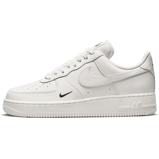 耐克空军一号女子平底胶底运动鞋冬板鞋NIKE AIR FORCE 1 HF1058
