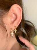 嘟嘟夫妇满钻爆闪十字架耳钉女小众设计感银针耳环冷淡风耳坠耳饰