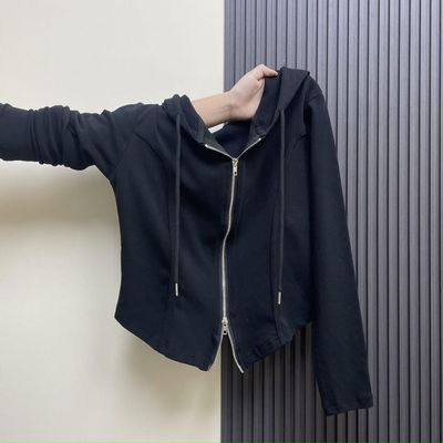 短款连帽卫衣女春秋黑色开衫外套