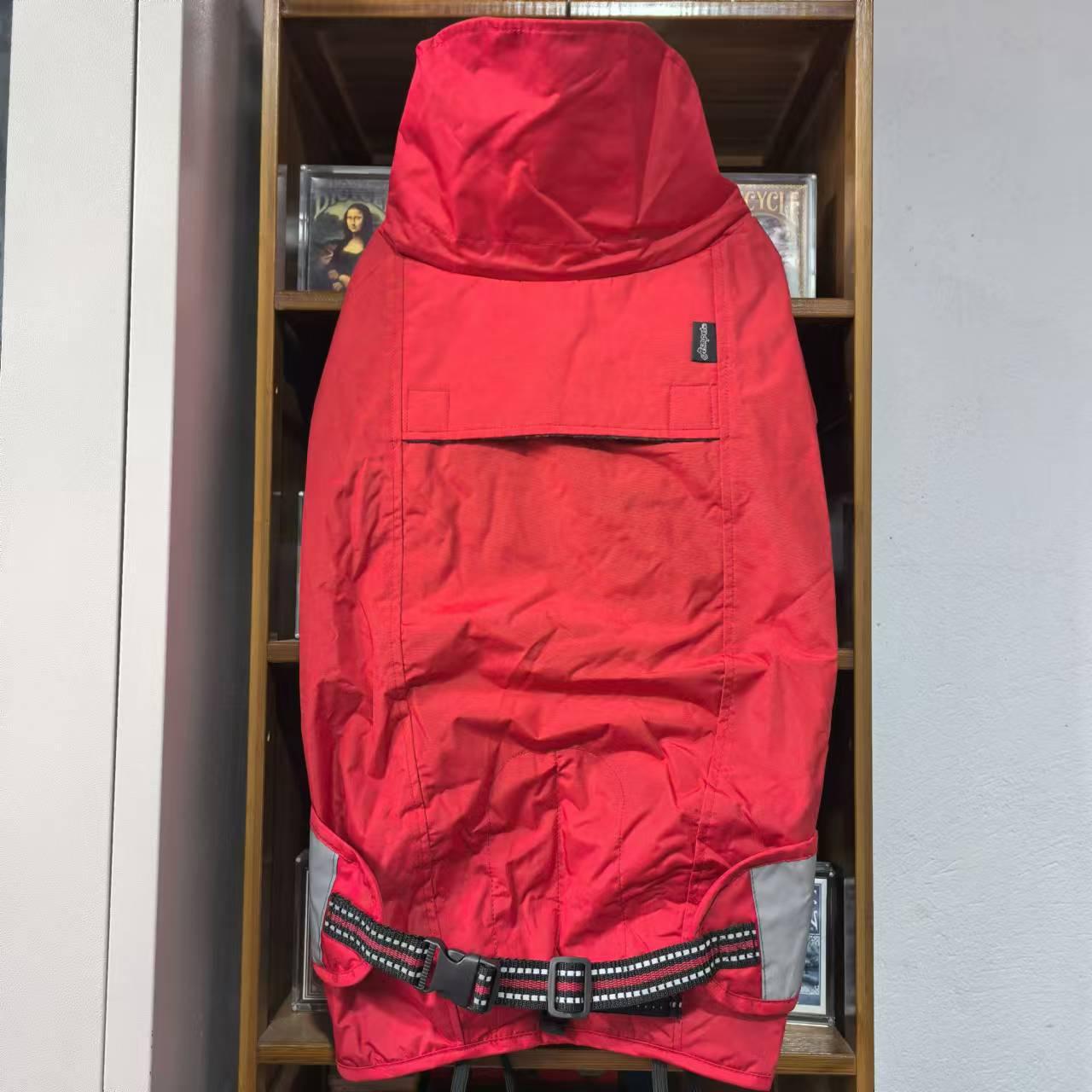 牛货!外贸中大型犬防水户外冲锋衣自带隐藏式胸背金毛边牧大狗衣