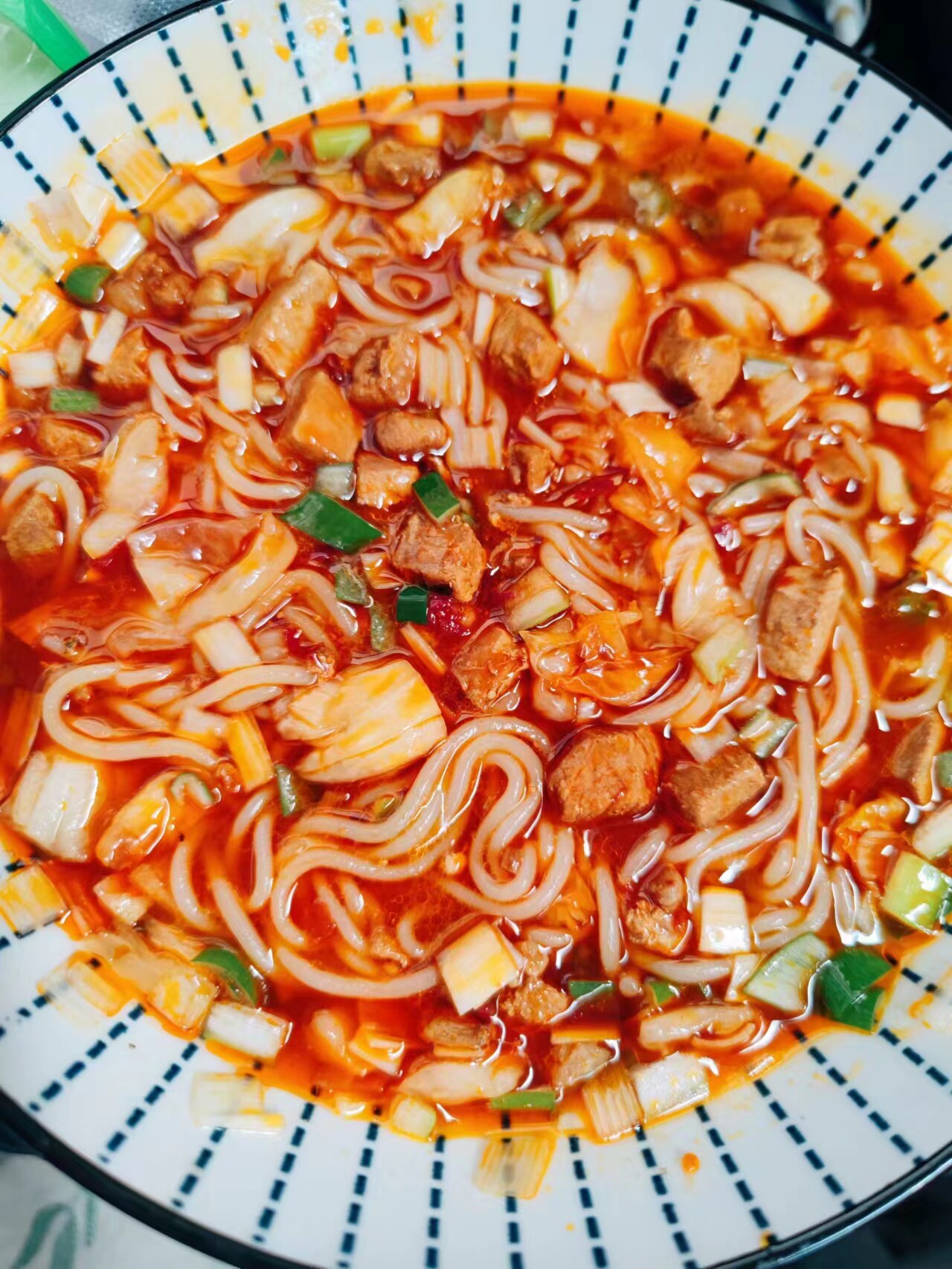 滨州牛筋面疯狂面馆牛筋面真空包装速食面滨州学院同款面肉酱酸菜