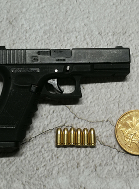 合金帝国1:3比例G17金属抛壳枪模玩具钥匙扣不可发射可分解STING