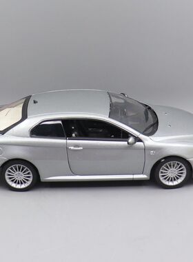 现货正版  WELLY  1/18  阿尔法罗密欧 GT 仿真合金汽车成品模型