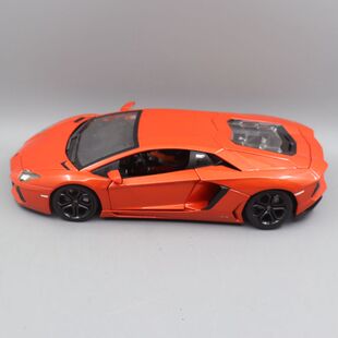 现货正版 Bburago 1/18 兰博基尼大牛 LP700 合金汽车成品模型