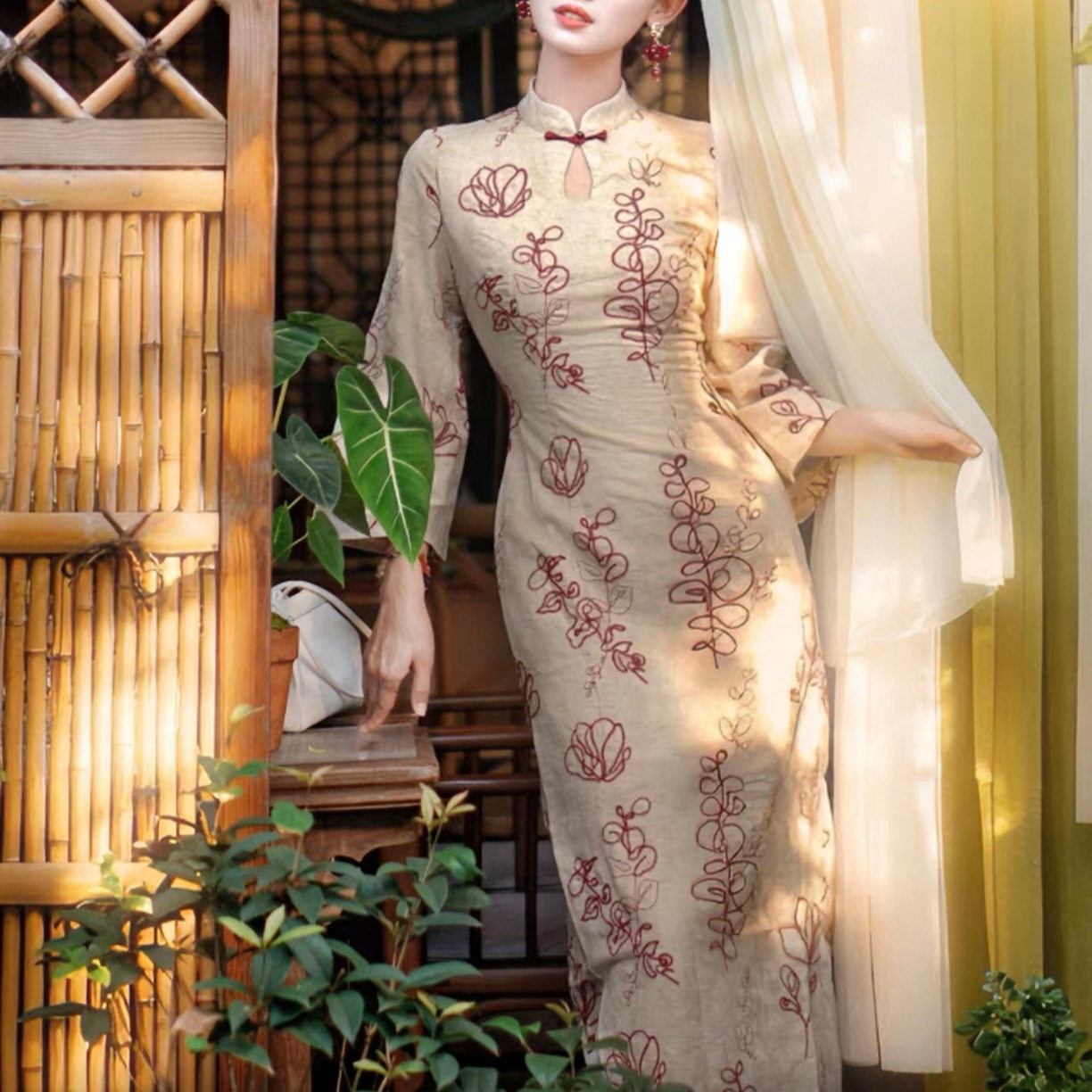 9212#梦半生新中式订婚礼服旗袍女早秋长袖绣花红色连衣裙
