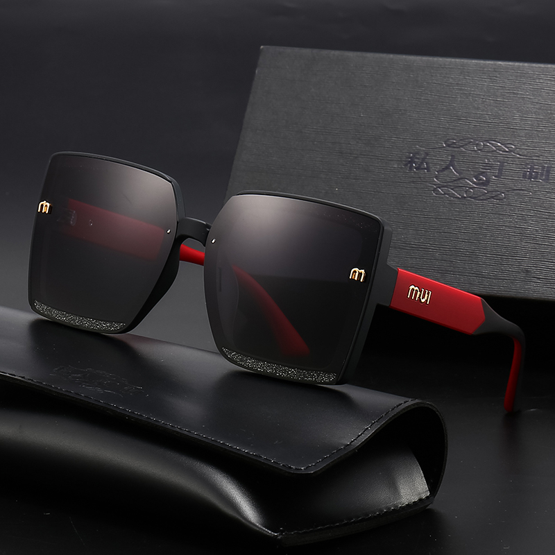 2023年新款方形圆脸大框显瘦红色偏光太阳眼镜女时尚防紫外线墨镜