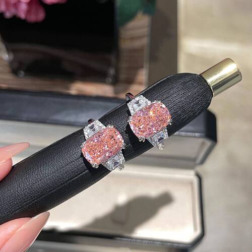 贵妇轻奢冰花切戒指2个亿同款