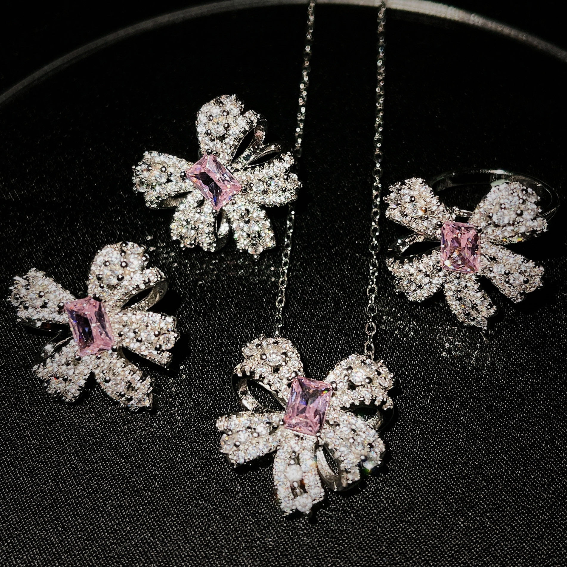 网红同款高级珠宝粉钻吊坠