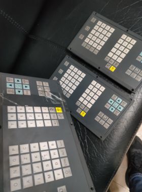西门子数控 键盘 802D CNC 6FC5603-0AC13-1AA0 拆机包好