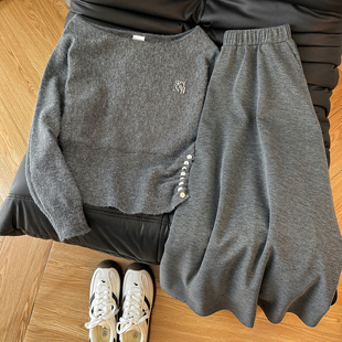 秋日巨好看的两件套！慵懒风灰色针织衫女半身长裙大方得体高级感