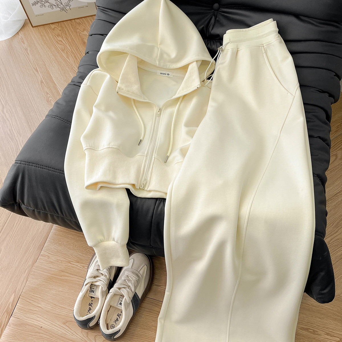 舒适哲学！连帽短款卫衣开衫外套女休闲运动裤高级感松弛慵懒套装,女装/女士精品,时尚套装,淘宝优惠券,粉丝福利购,淘宝优惠卷