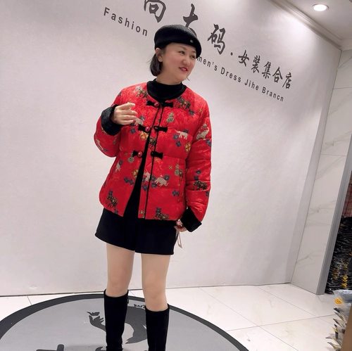 芮娜依莲年货新款大码国风羽绒服