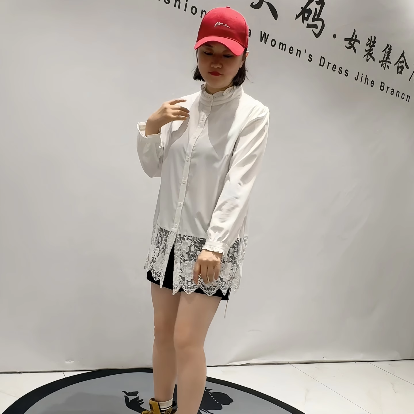 芮娜依莲年货新款大码一手长衬衫