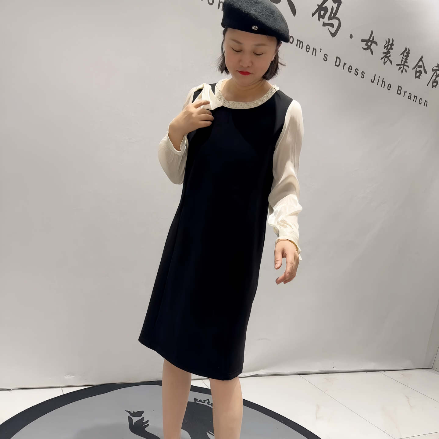 芮娜依莲年货新款大码气质连衣裙