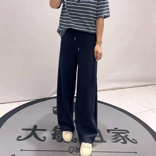 76页秋季新款大码显瘦弯刀裤女裤
