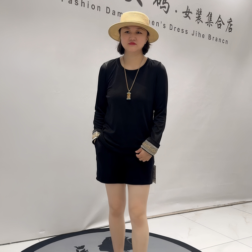 女权贵族初秋新款大码百搭打底衫