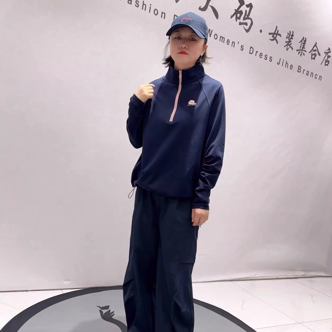 2072芮娜依莲蓝鲸之吻年货春款欧货卫衣加大码女装胖妹妹减龄上衣,女装/女士精品,常规大码外套,淘宝优惠券,粉丝福利购,淘宝优惠卷