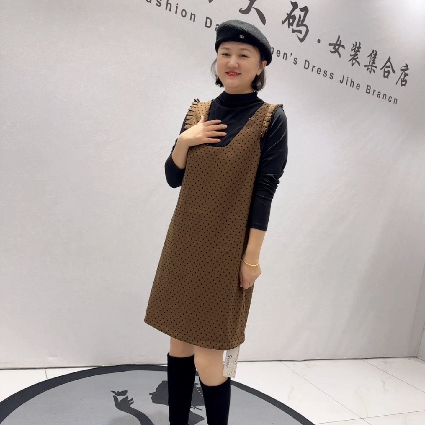 女权贵族秋冬款大码气质连衣裙女