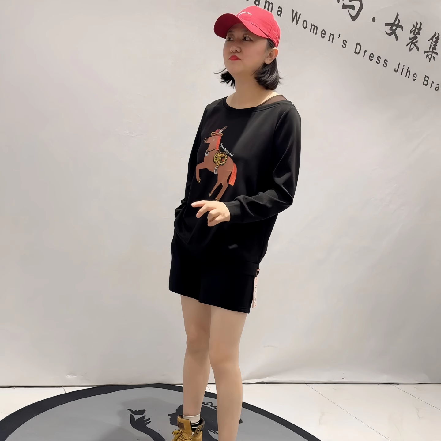 芮娜依莲年货春款大码欧货衫上衣