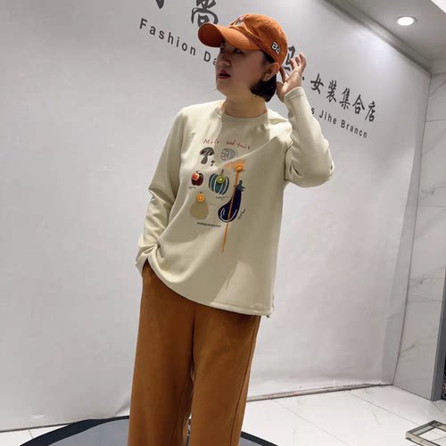 芮娜依莲秋冬新款大码显瘦衫卫衣