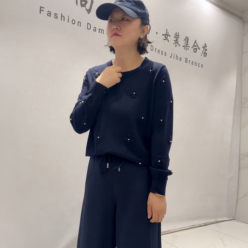 女权贵族秋冬新款大码针织衫上衣