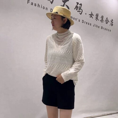 芮娜依莲秋冬新款大码显瘦打底衫