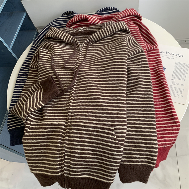 懒惰风宽松条纹拉链连帽毛衣外套韩系秋冬加厚保暖外搭时髦上衣潮