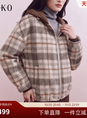 KAKO2026秋冬新品女绵羊毛格纹连帽短款大衣休闲通勤外套5640991