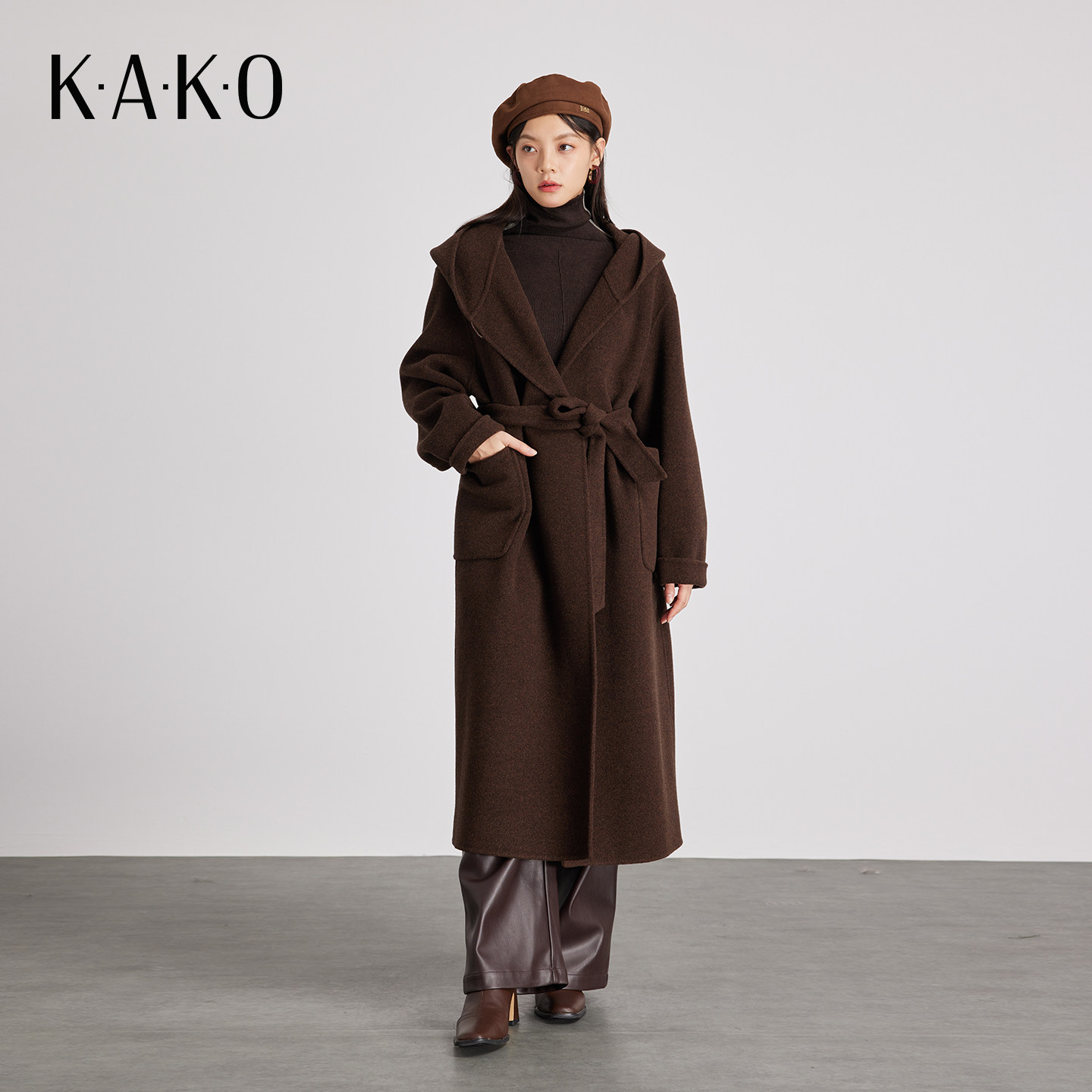 KAKO秋冬新品一粒扣连帽羊绒气质优雅大衣毛呢外套保暖5432992