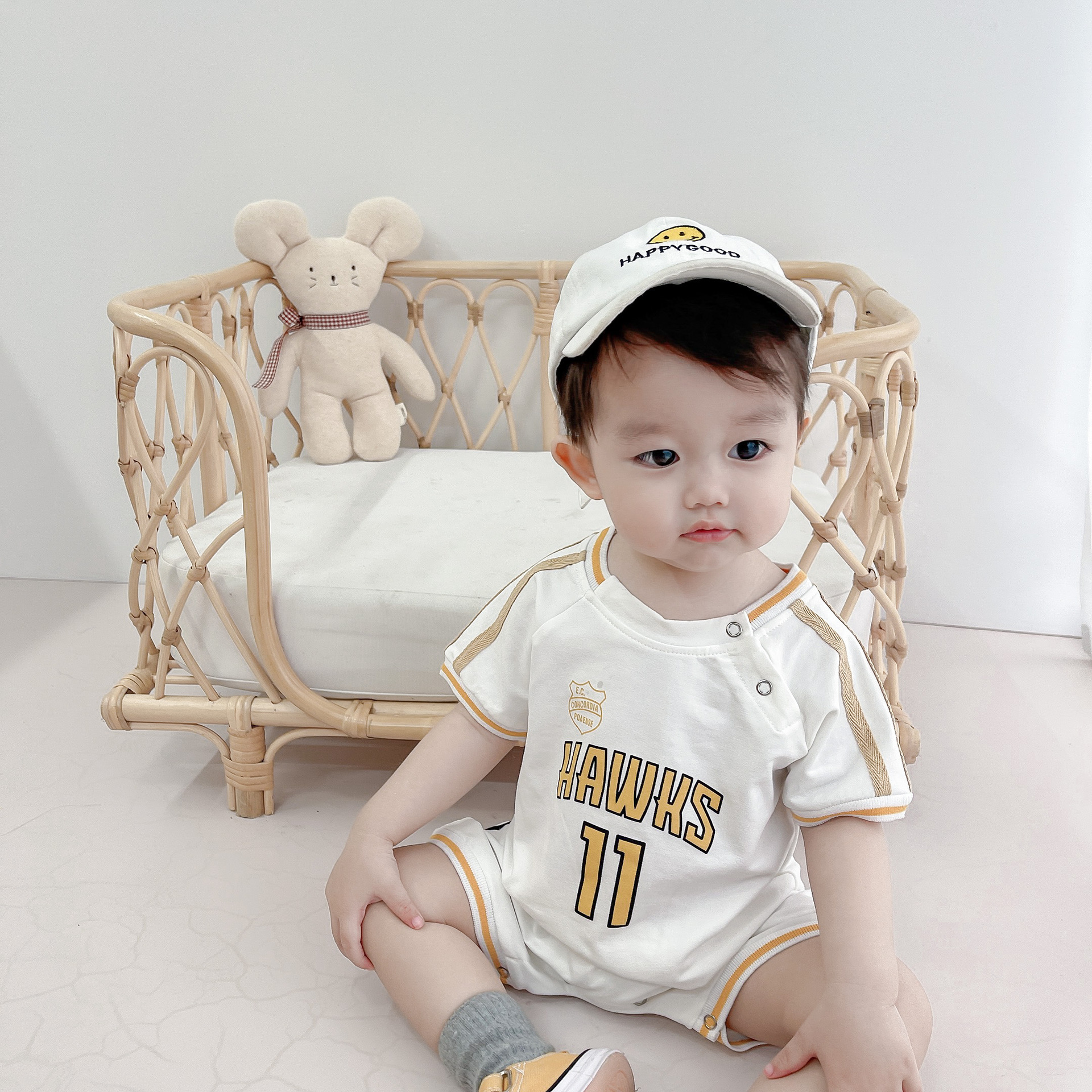 7婴幼儿连体衣夏季薄款3个月男宝宝夏日装可爱超萌8球服夏天哈衣6