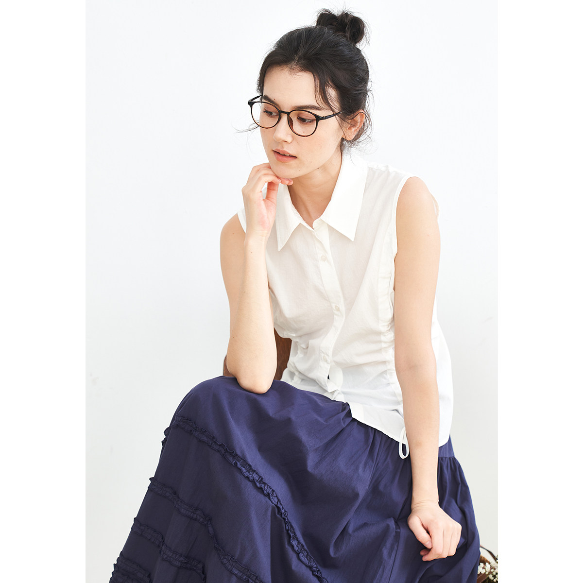 子陌设计款小亚麻棉抽绳修身显瘦无袖款衬衫女25夏