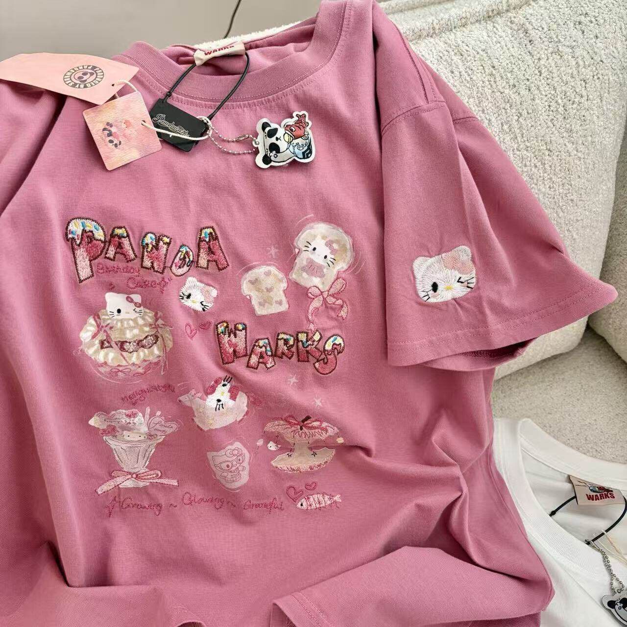 Pandawarks【甜品kitty】精致重工刺绣搭配可爱印花甜妹纯棉T恤