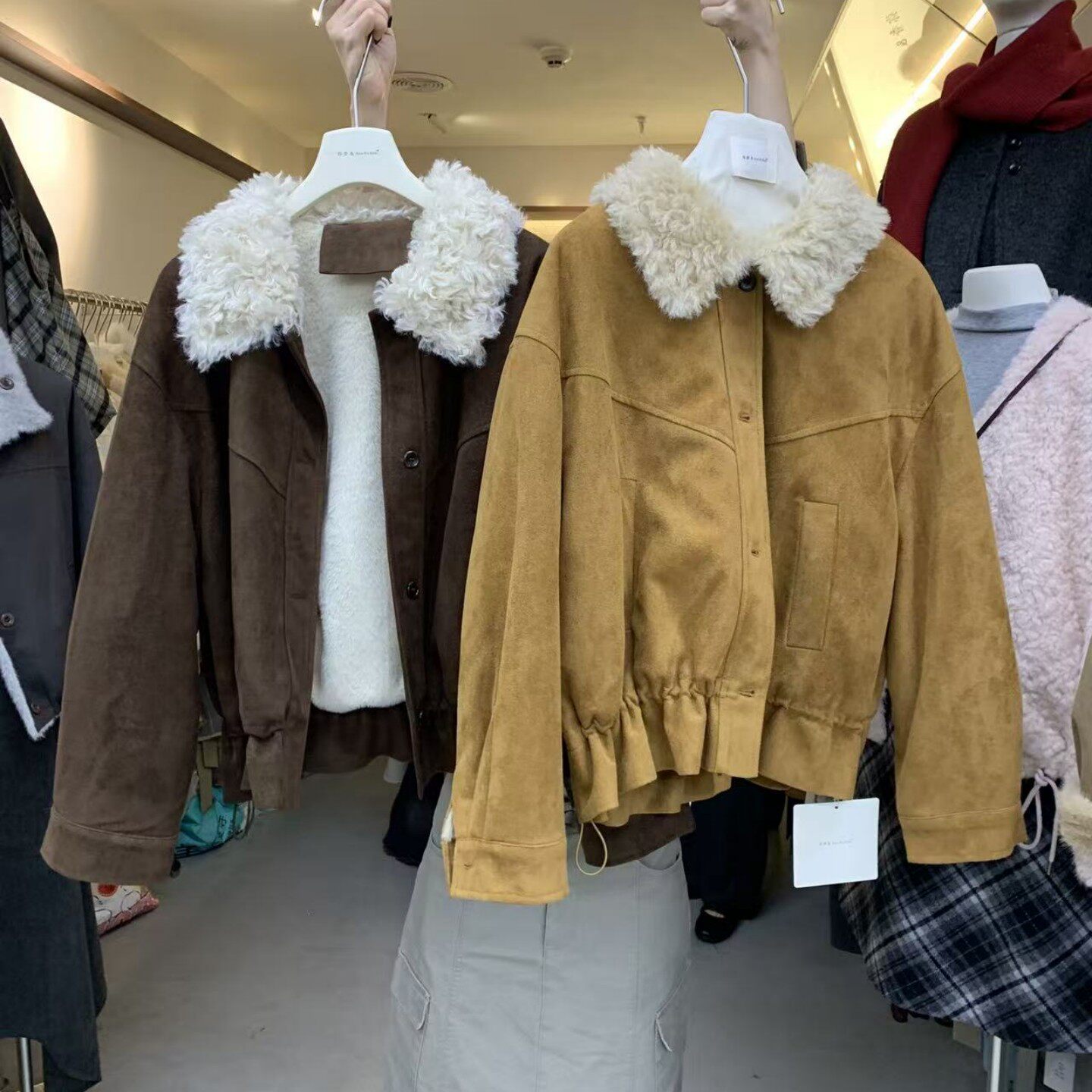 复古鹿皮绒翻领抽绳加绒保暖外套