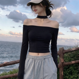 性感辣妹一字肩挂脖露肩长袖T恤女露锁骨修身显瘦短款漏肚脐上衣