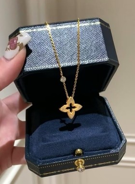 s925纯银四叶草高碳钻幸运项链女