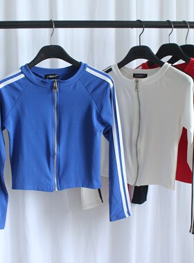 健身运动休闲长袖针织短外套紧身上衣短款三道杠拉链衫胖子大码女