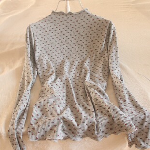 日常内搭木耳边气质百搭长袖 半高领显瘦小碎花胖子大码 打底衫 秋季