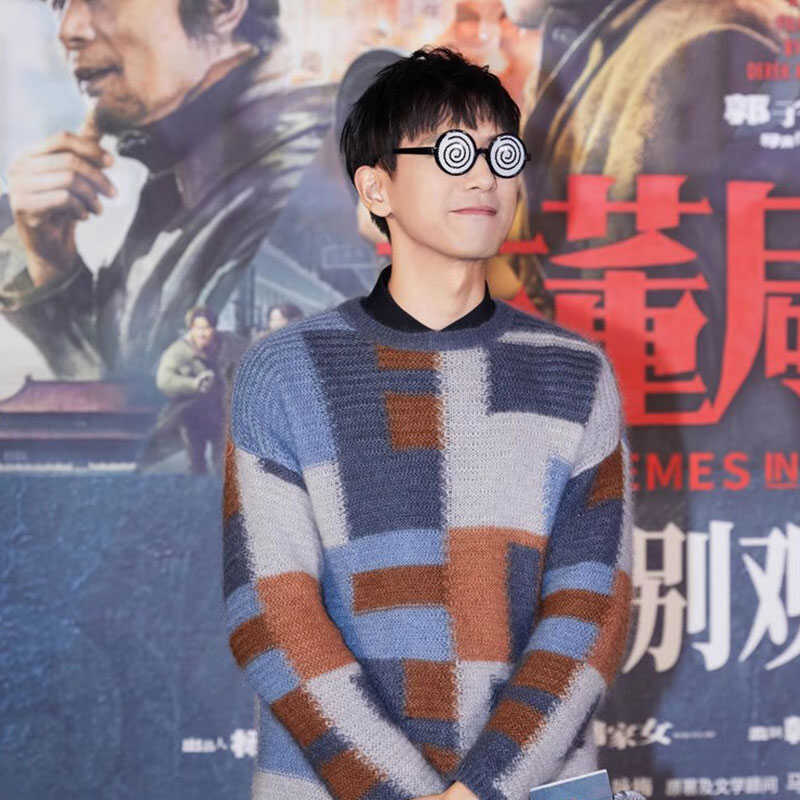 2025秋冬加厚圆领羊绒衫男青年潮