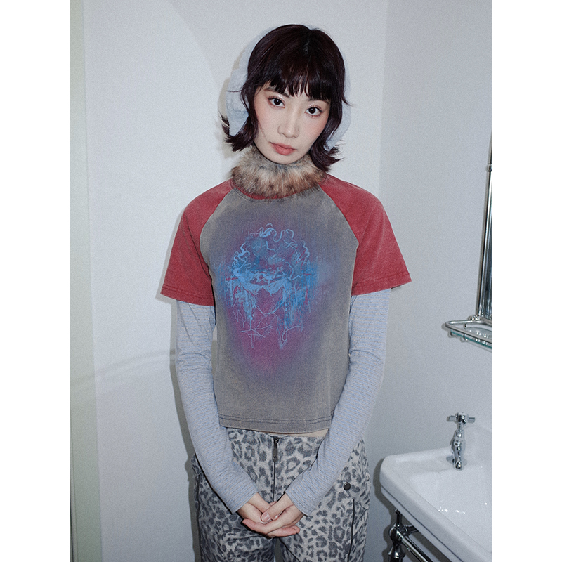 化学少女「新浪潮实验」水洗假两件插肩袖条纹拼接印花长袖T恤女