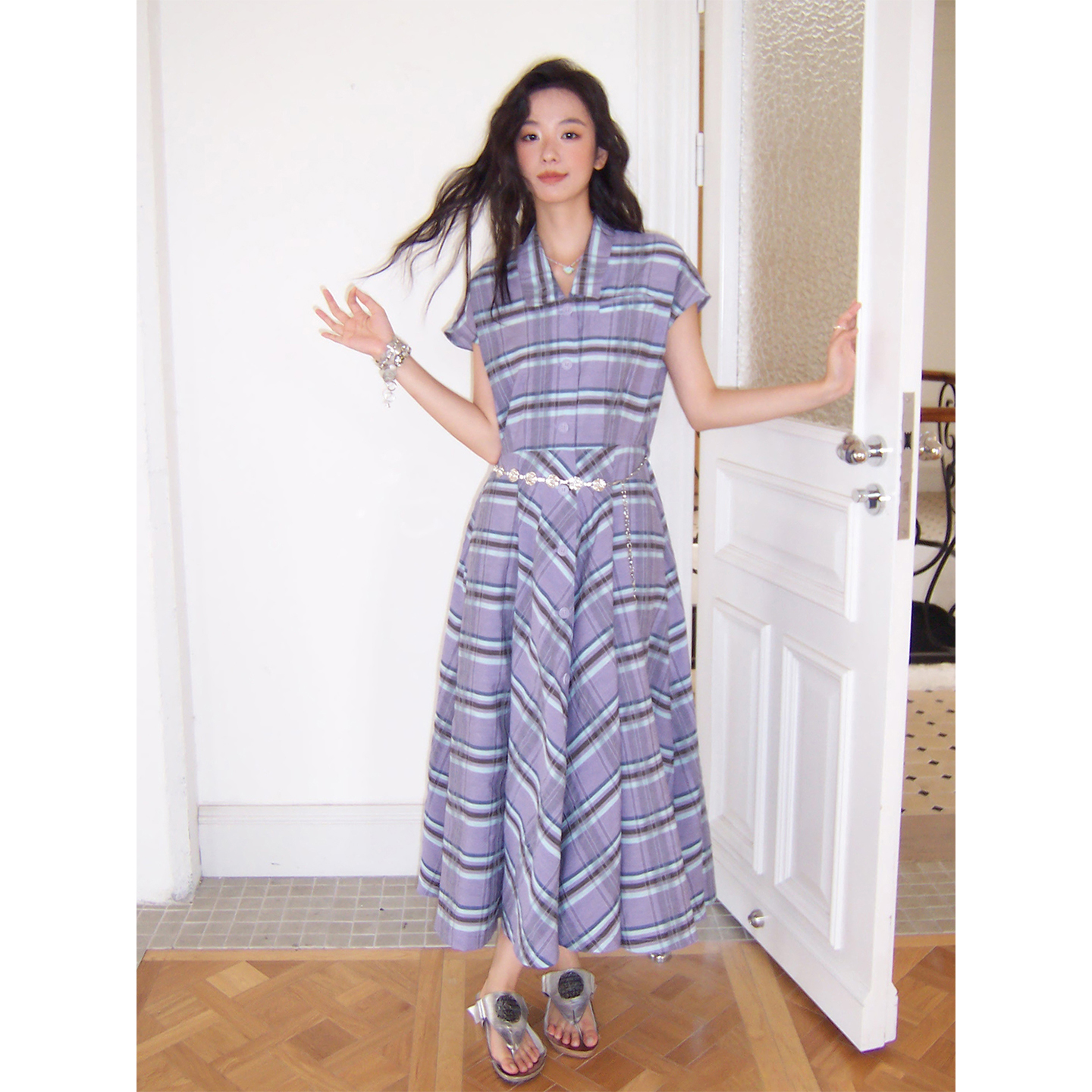 衬衫领格纹连衣裙女夏新品