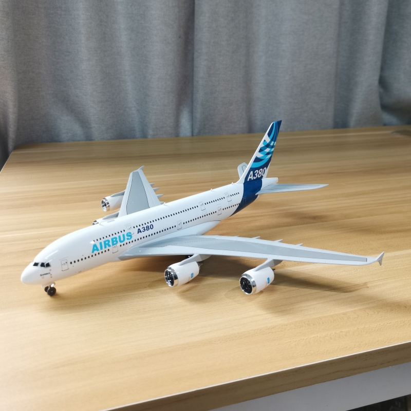 仿真飞机模型原型机空客A380客机模型礼品摆件全合金1:250 30cm