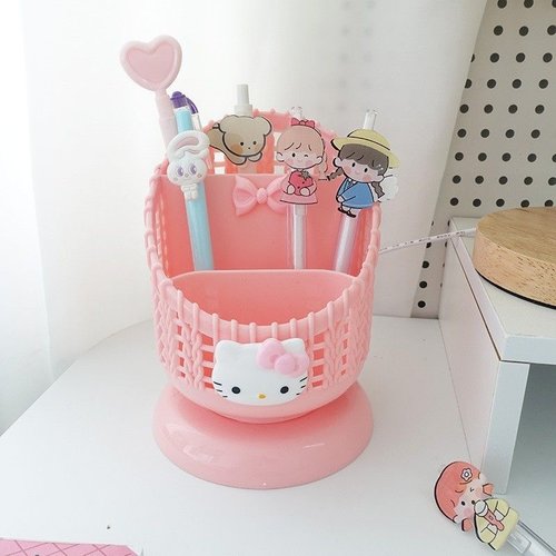 卡通女孩笔筒桌面收纳盒