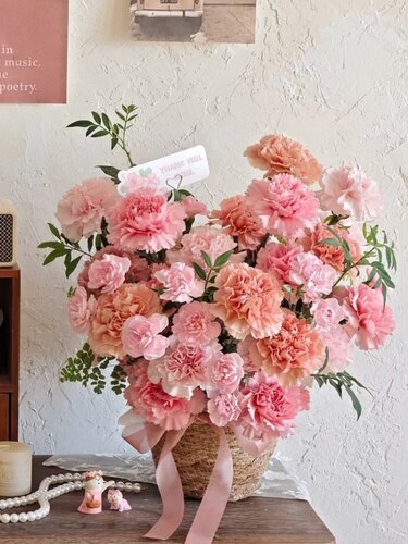 延吉花店同城送花母亲节康乃馨玫瑰芍药鲜花束礼盒装图们汪清和龙