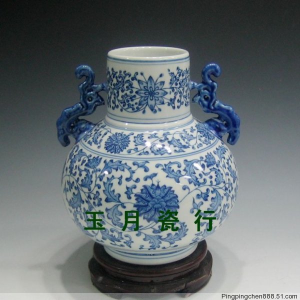 古典风缠枝莲工艺品景德镇瓷器