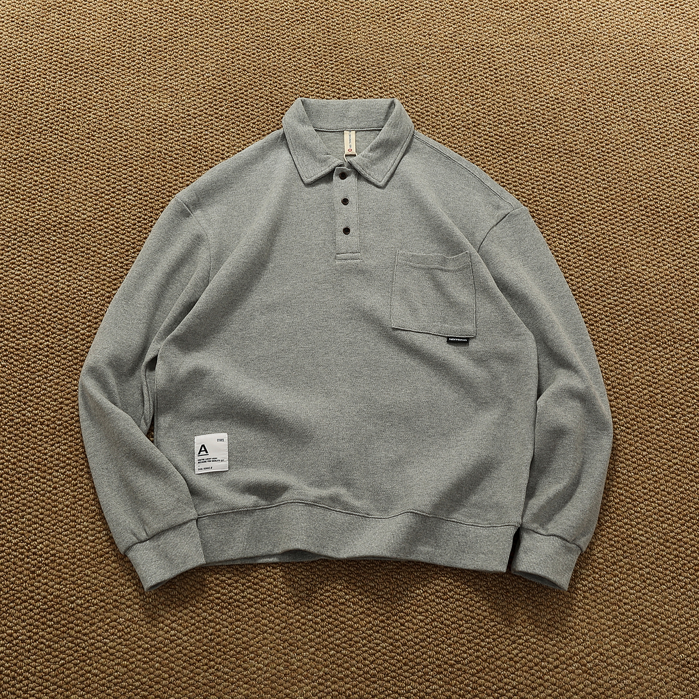 简约刺绣帖章翻领长袖POLO衫卫衣