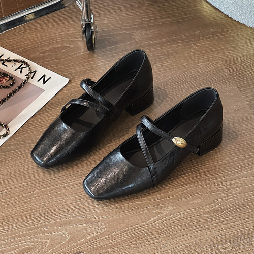 黑色玛丽珍鞋时尚洋气学院小皮鞋